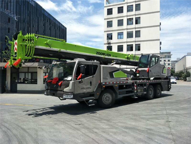 大兴安岭随车吊师傅告诉你租赁随车吊车如何区分吨位